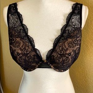ThirdLove Lace Contour Plunge Bra in Black